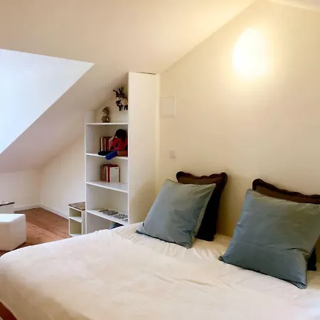 Exquisit Flat Right * Lisbon