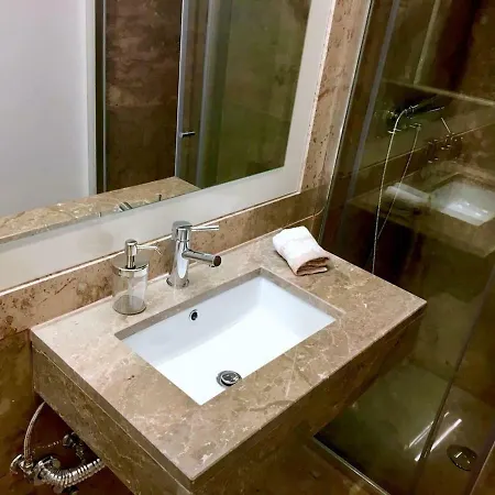 Exquisit Flat Right Apartment