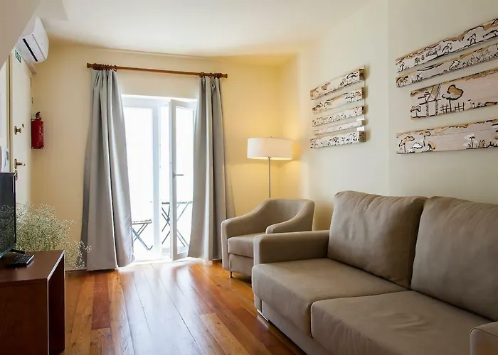 Exquisit Flat Right Lisboa